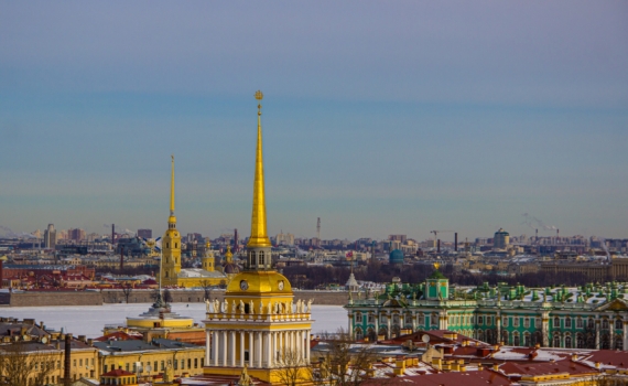 Жителей Санкт-Петербурга предупреждают о сильном ветре 19 марта