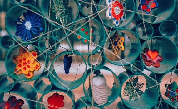 Подарки на Новый год: как выбрать, что дарить и почему традиция остается важной Подарки на Новый год: как выбрать, что дарить и почему традиция остается важной