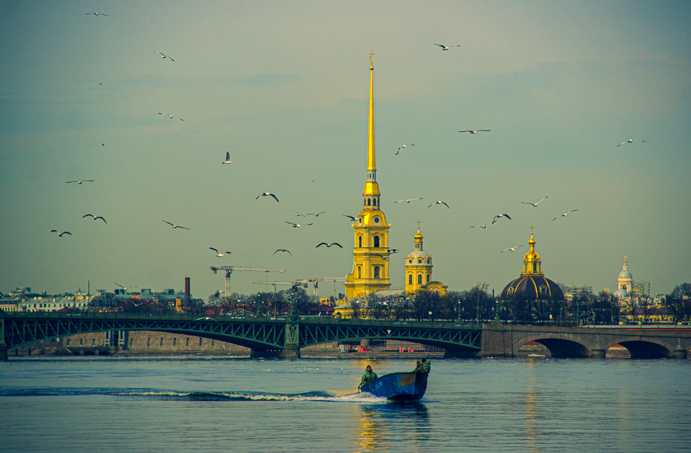 Мы должны сохранить историческую память о блокаде Ленинграда, заявил политик ИА SM-News